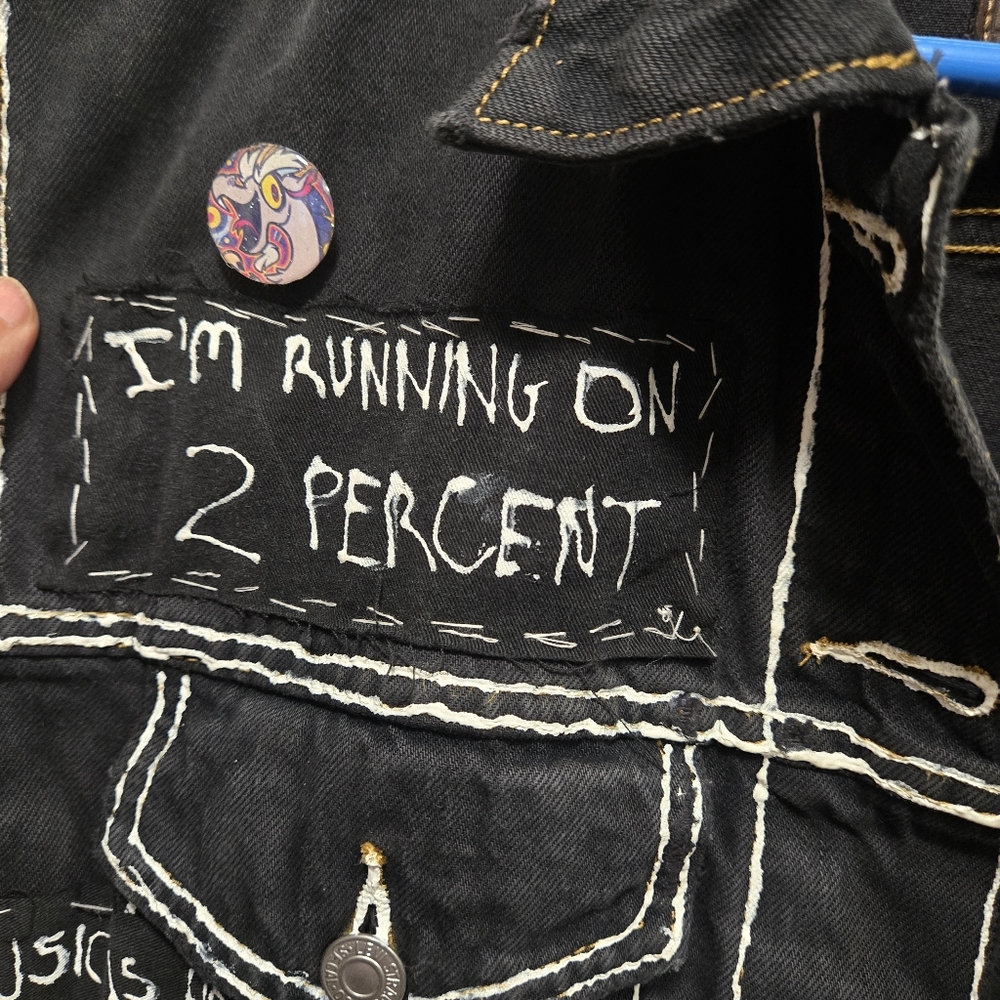Levi's vest with custom artwork size L - Picture 4 of 12